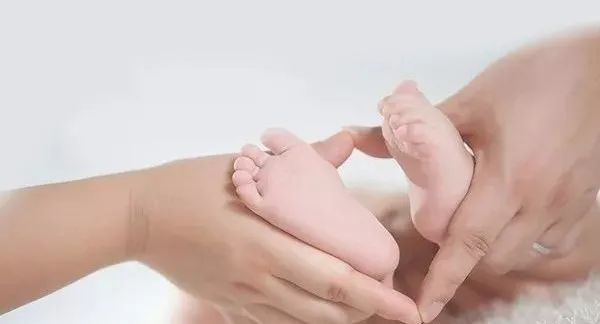 中学生月经一直不干净怎么办